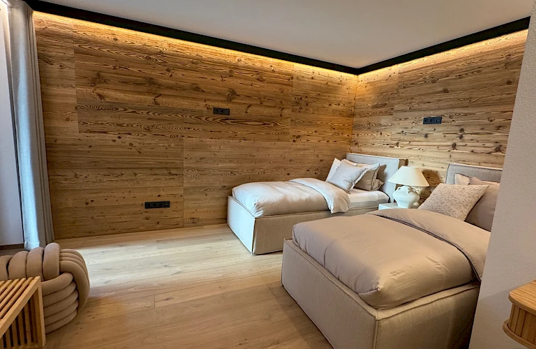 Schlafzimmer mit 2 Einzelbetten